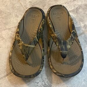 Men CROCS Flip Flop Camo